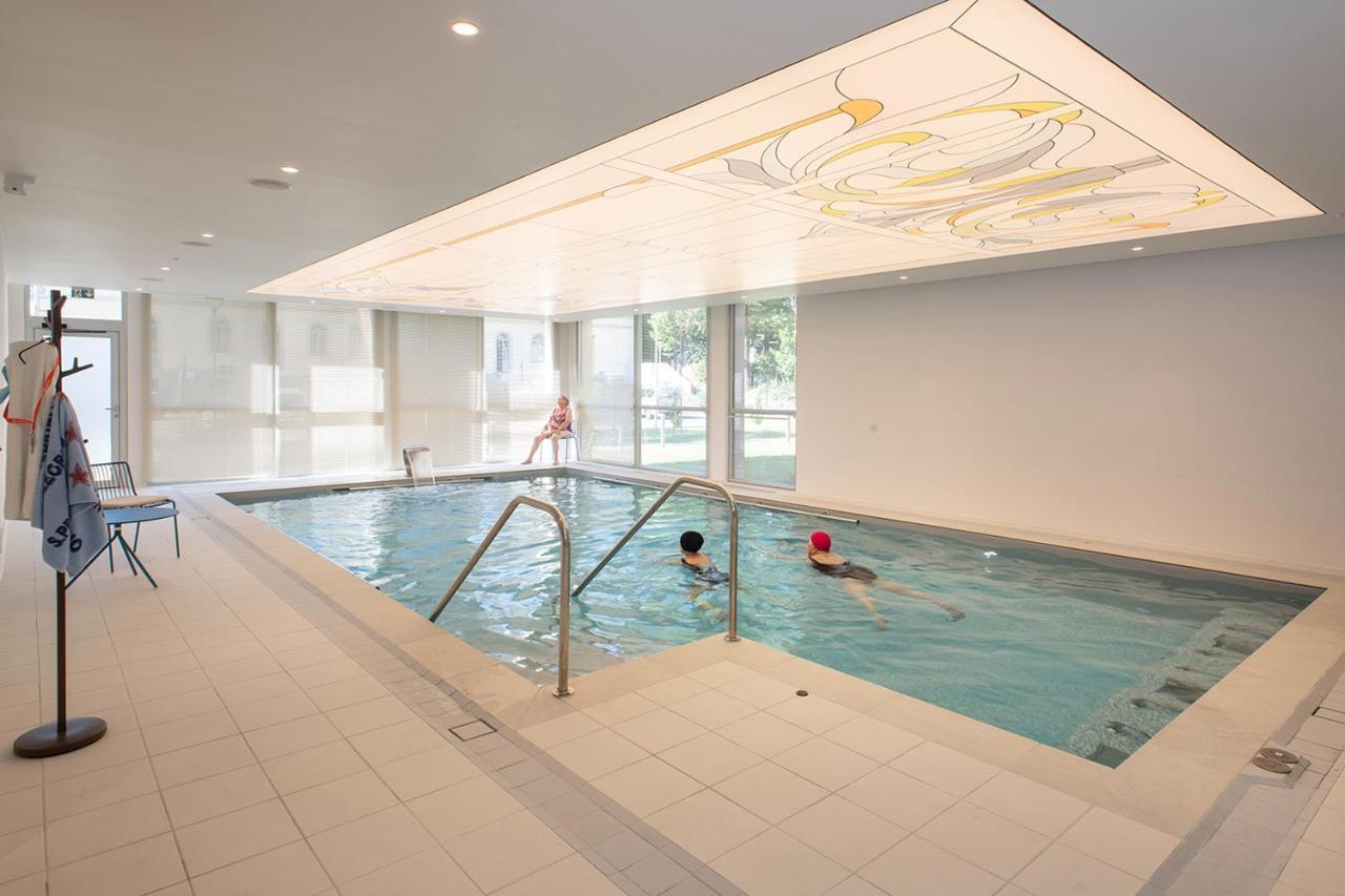 Residence Services Seniors Domitys Les Eaux Vives Дин Ле Бен Екстериор снимка